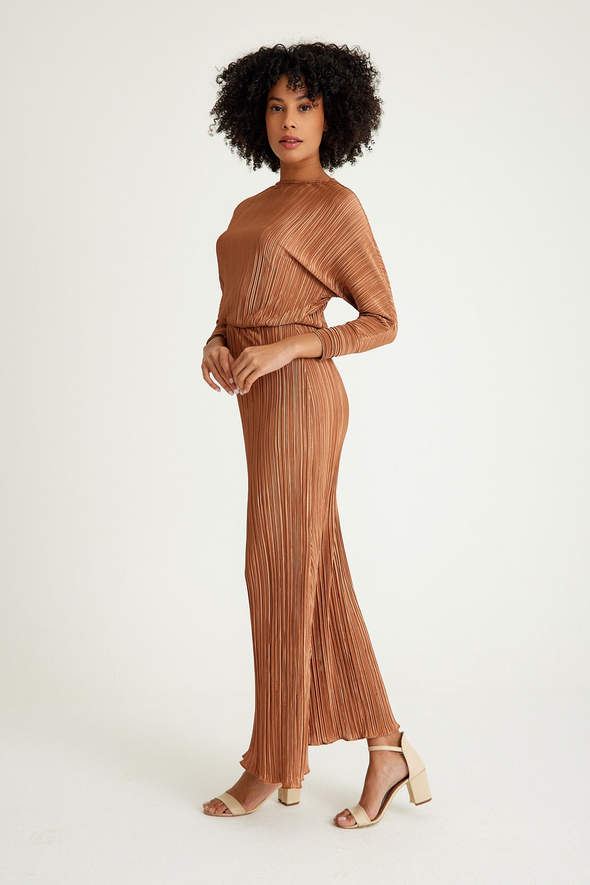 Fits Everbody Pleated Long Brown Dress - sonafey