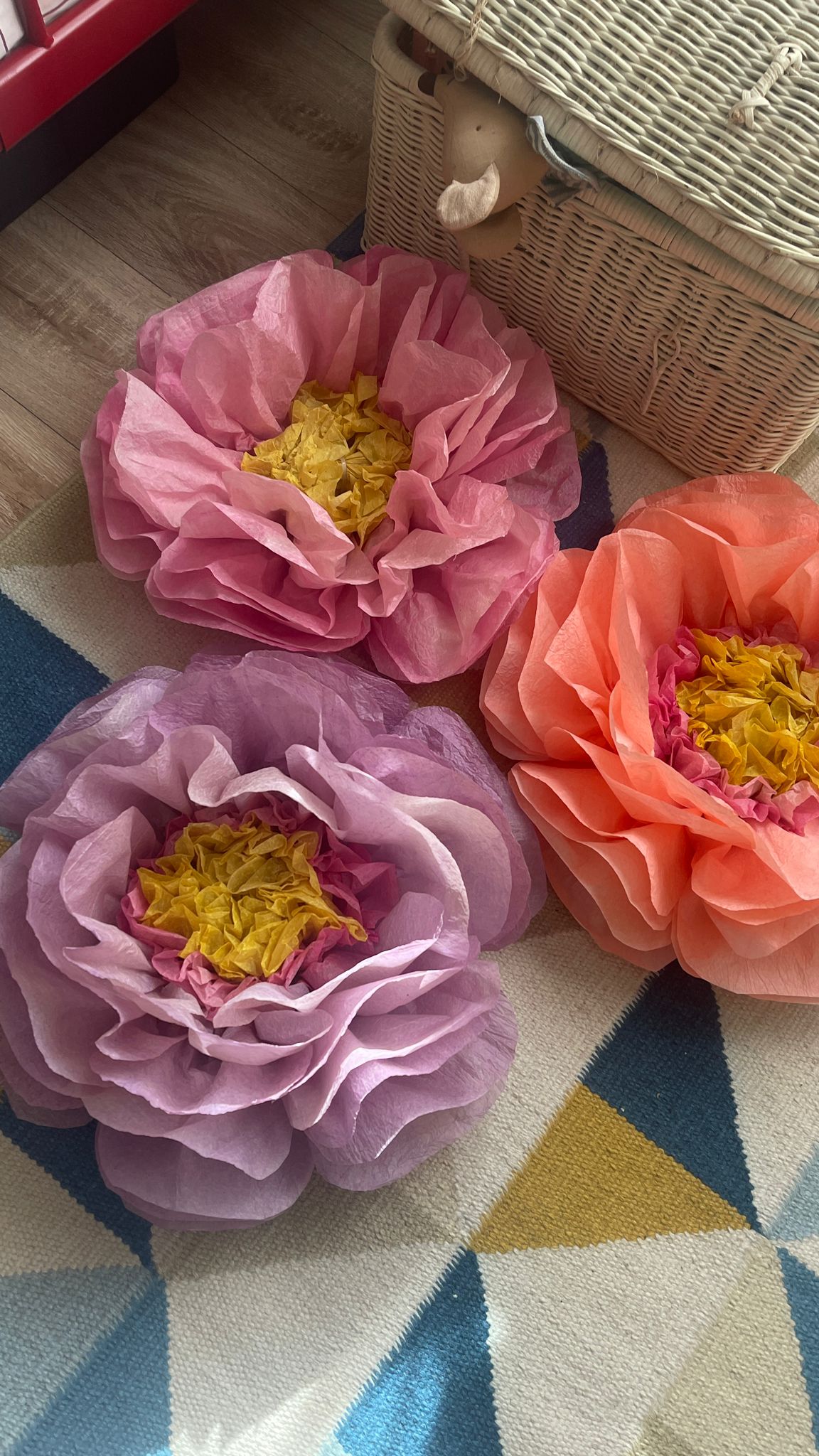 Pink Hand-Dyed Giant Tissue Paper Flower Backdrop Decoration - sonafey