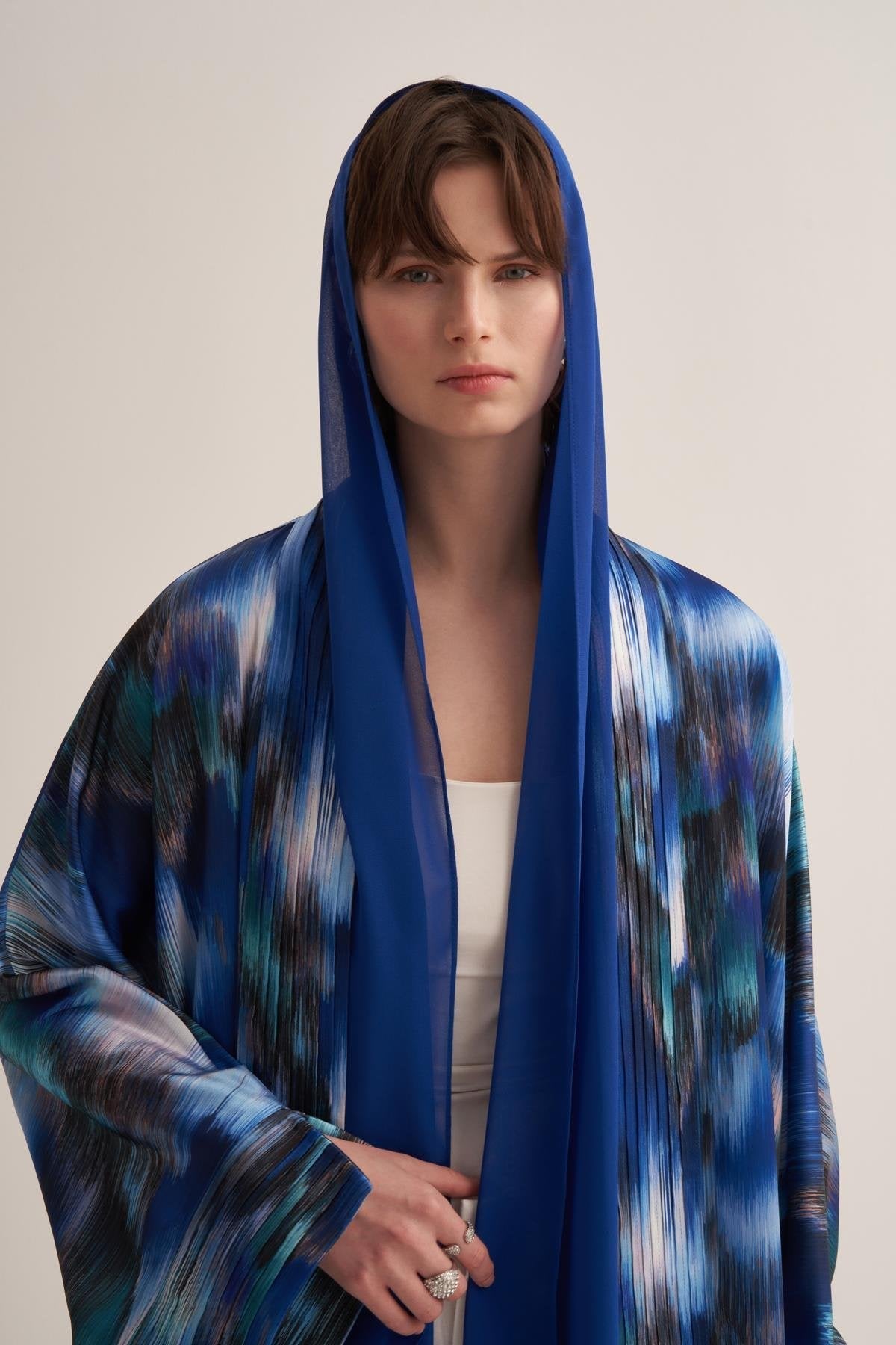 Abstract Patterned Cobalt Blue Abaya and Scarf Set - sonafey
