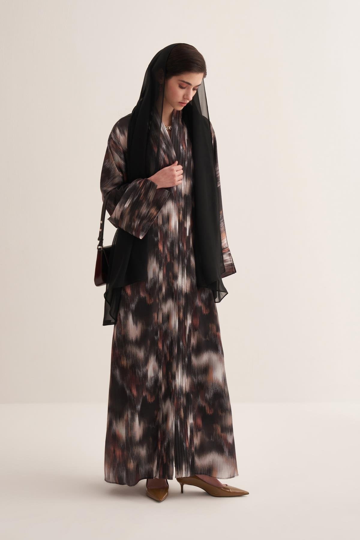 Abstract Patterned Brown Abaya and Scarf Set - sonafey