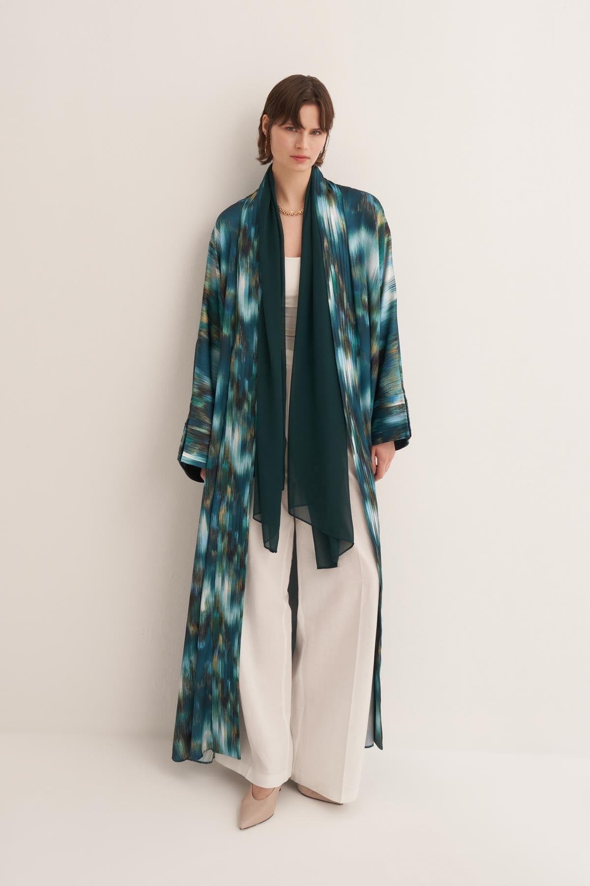 Abstract Patterned Emerald Abaya and Scarf Set - sonafey