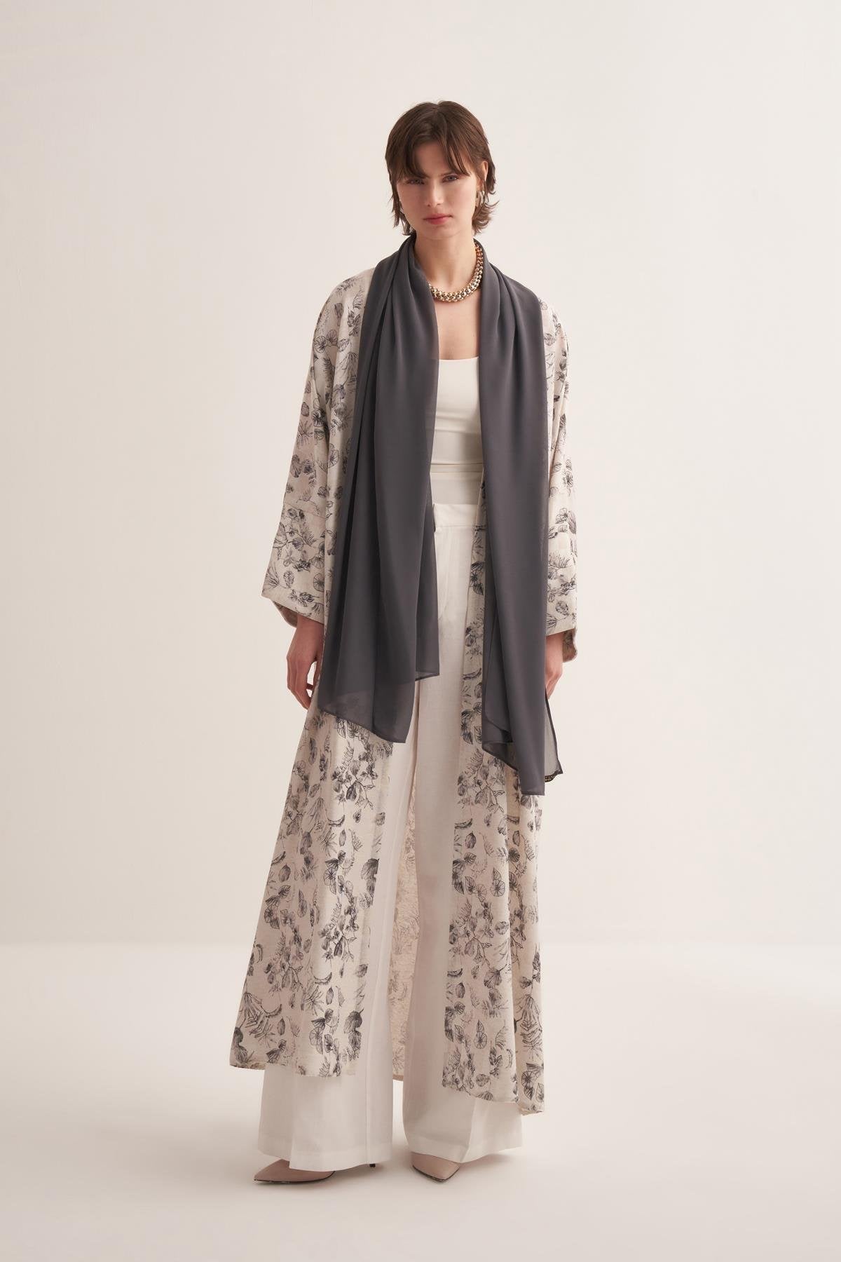Linen Touch Black Floral Patterned Abaya - sonafey