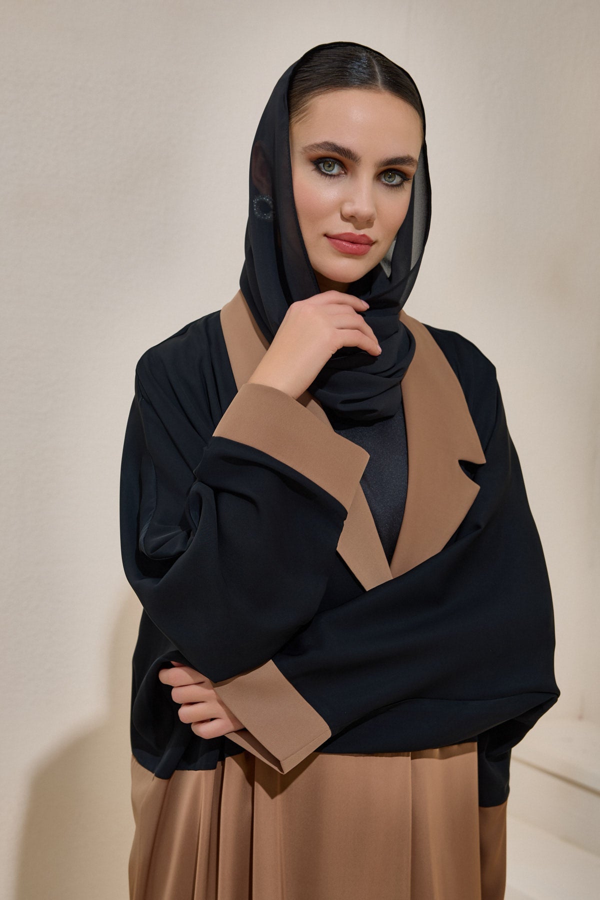 Brown and Black Abaya Set with Shawl - sonafey