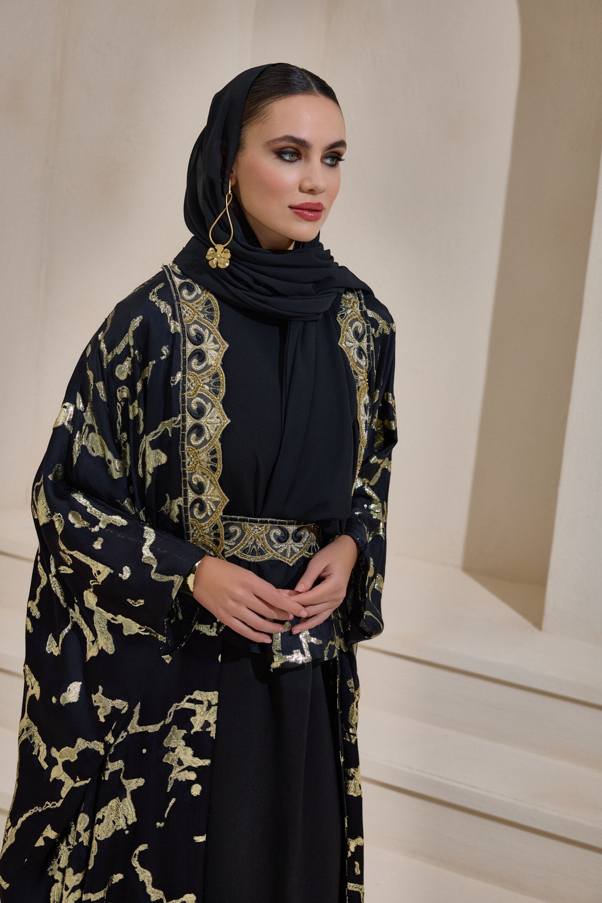 Limited Collection Shimmer Black Abaya Set with Shawl - sonafey