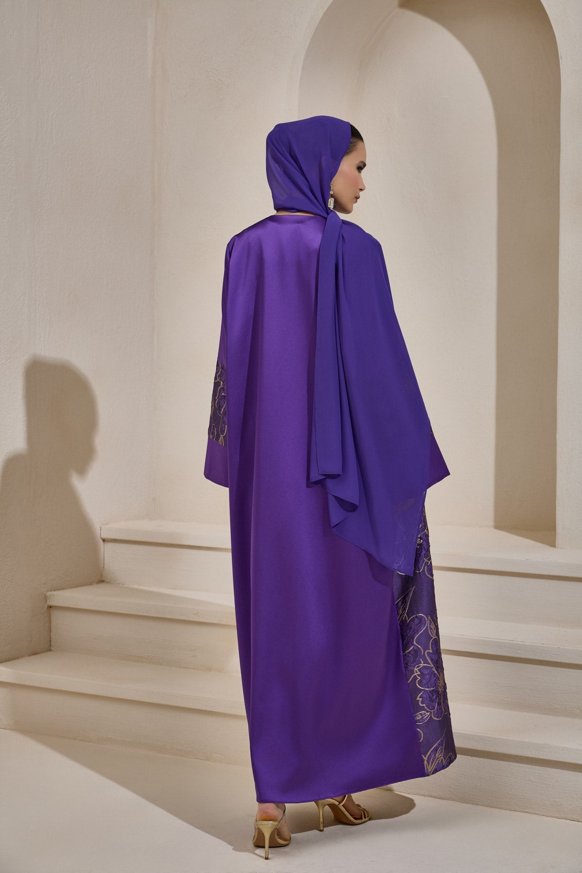Gold Brocade Purple Abaya Set with Shawl - sonafey