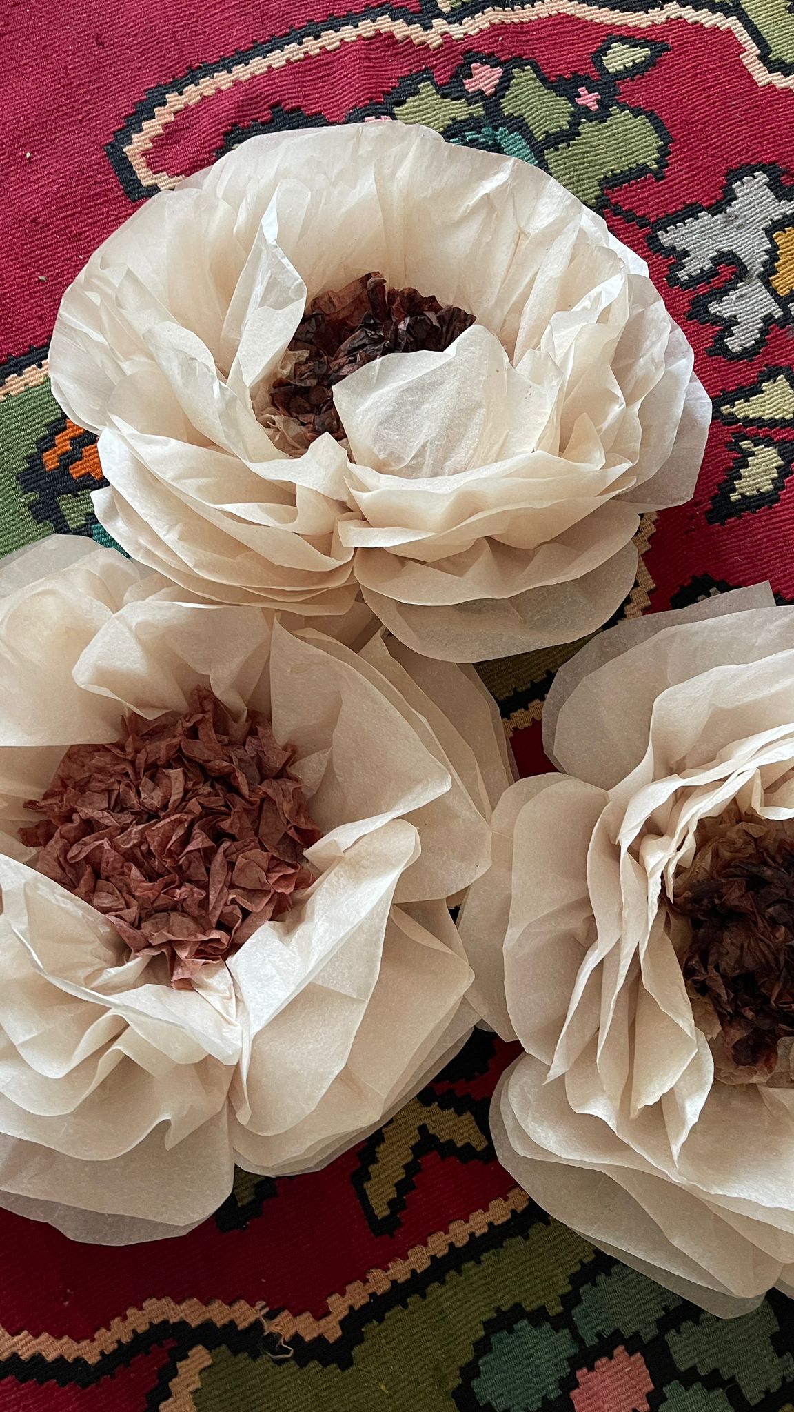 Dove Hand-Dyed Giant Tissue Paper Flower Backdrop Decoration - sonafey