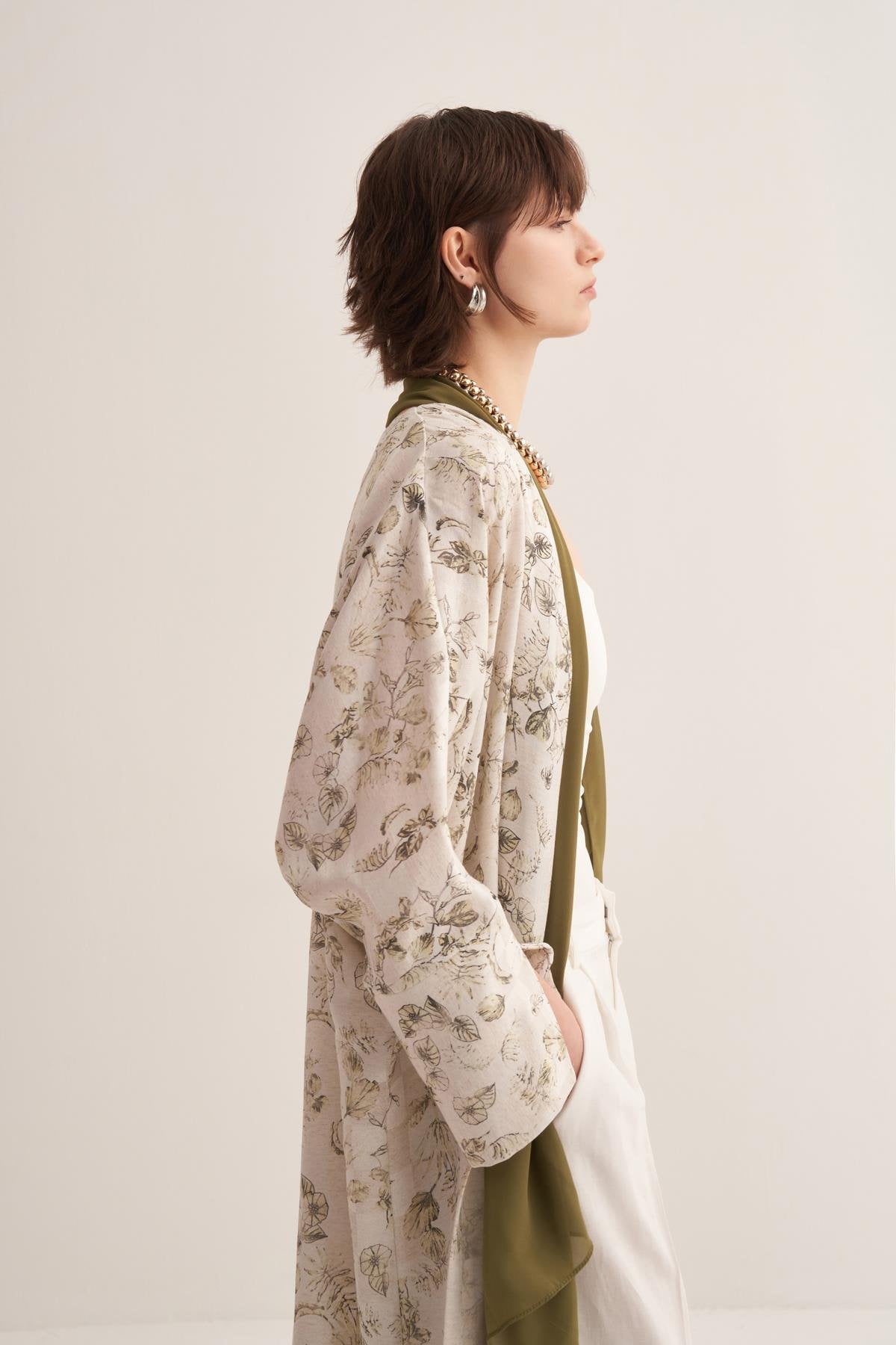 Linen Touch Green Floral Patterned Abaya - sonafey