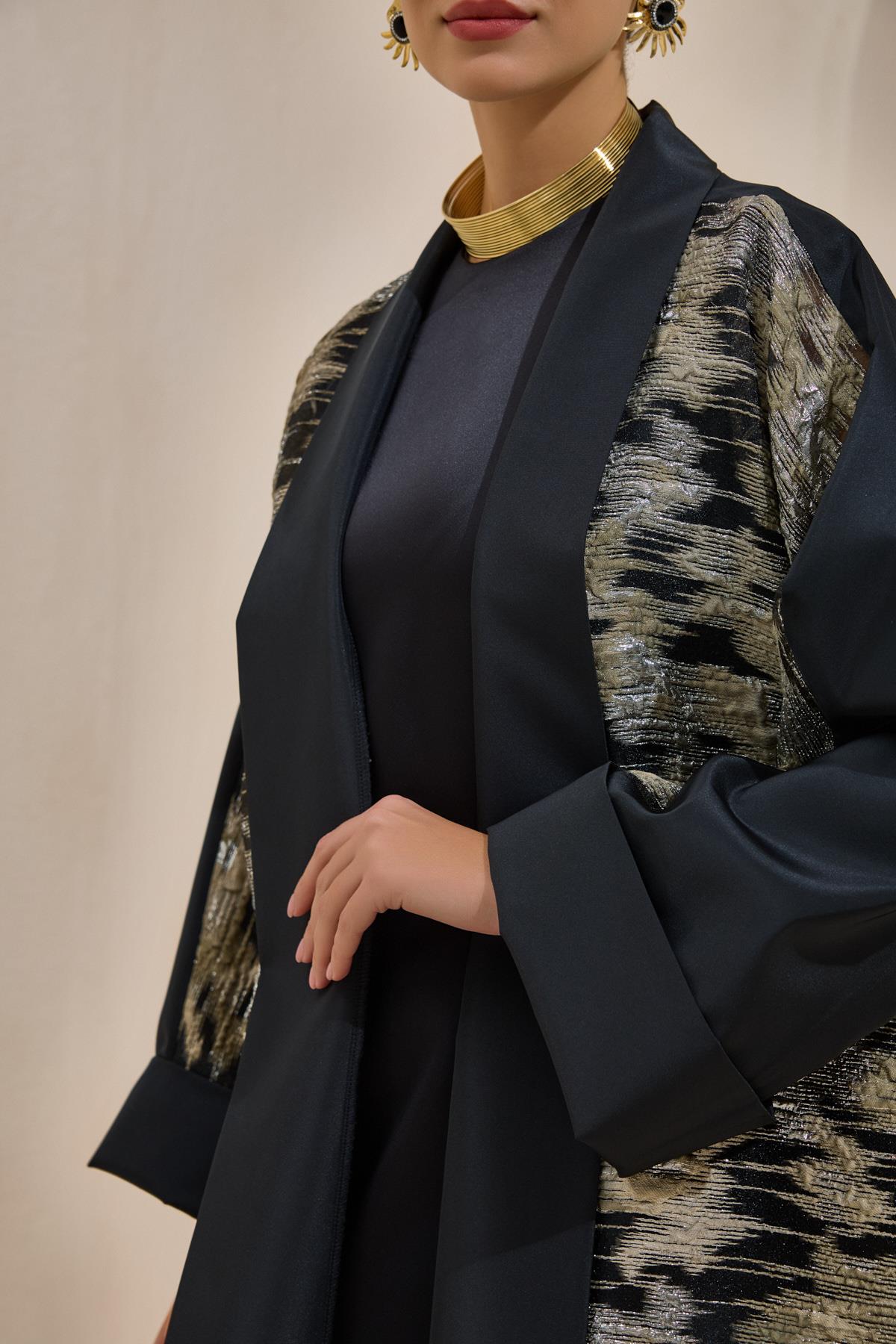 Black Taffeta Abaya with Luxurious Shine - sonafey
